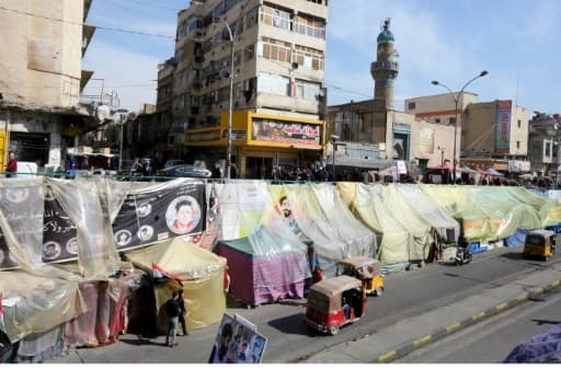 Photo montrant le campement des protestataires antipouvoir sur la place Tahrir, dans le centre de la capitale irakienne Bagdad, le 15 février 2020 Photo montrant le campement des protestataires antipouvoir sur la place Tahrir, dans le centre de la capitale irakienne Bagdad, le 15 février 2020