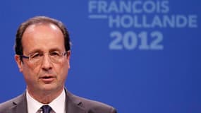 A son QG de campagne à Paris, François Hollande a salué le courage et la détermination du Raid. L'auteur présumé des tueries de Toulouse et de Montauban, Mohamed Merah, a été retrouvé mort sur le sol après s'être jeté armé par la fenêtre de l'appartement
