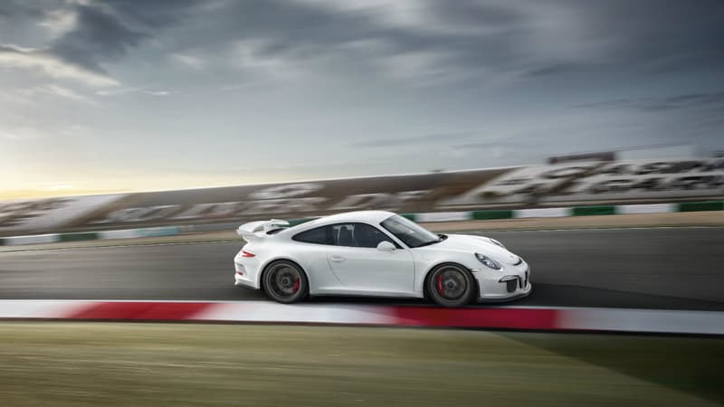 A Genève, Porsche dévoilera une version "R" de la 911.