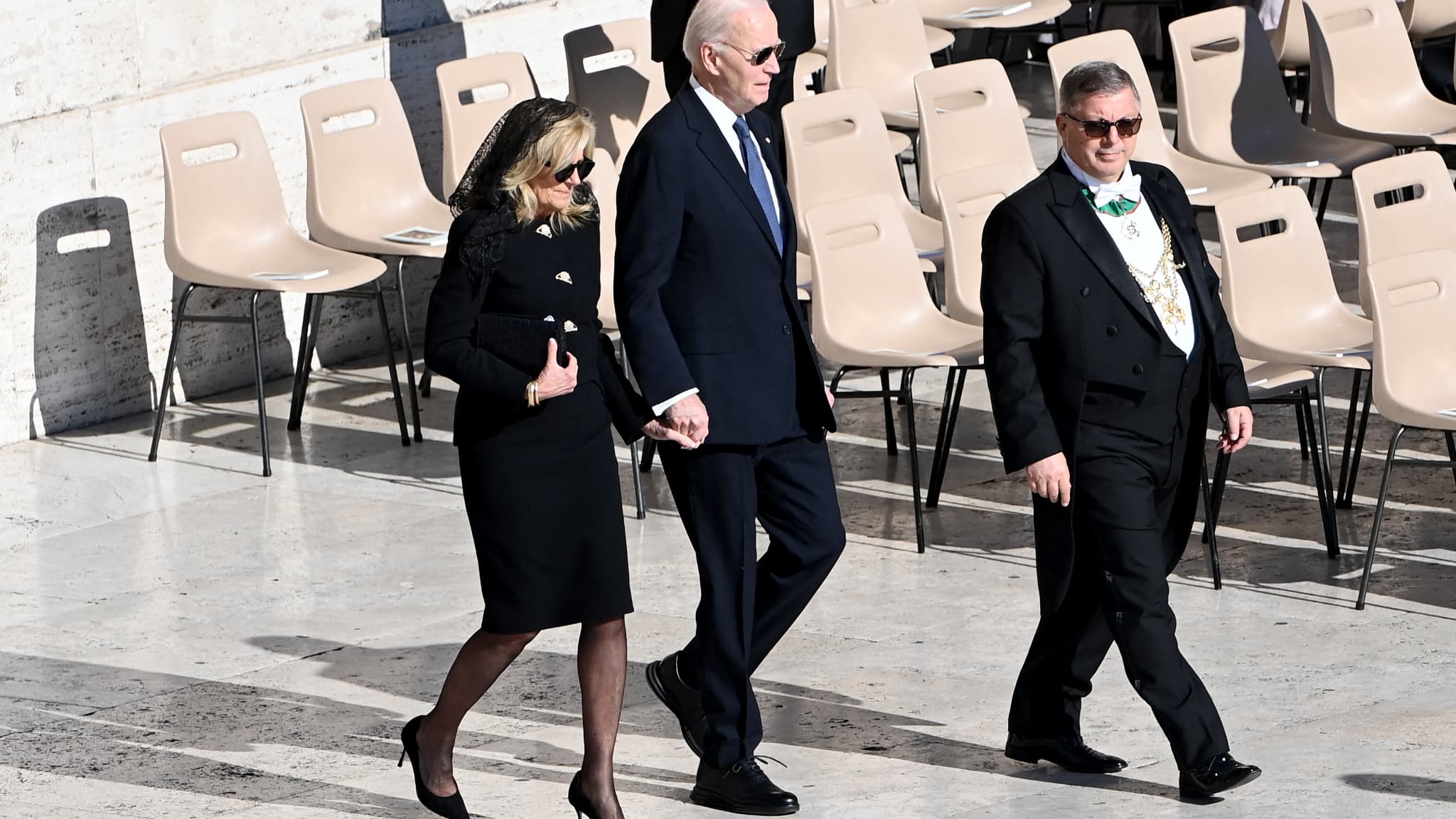 Joe Biden et son épouse Jill ce samedi 26 avril à Rome.