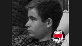 Un militant politique d’extrême gauche, Clément Méric, a été frappé à mort par des militants d’extrême droite, des skinheads, selon plusieurs témoins.