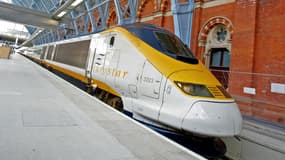 Un train Eurostar arrivant en gare de Londres Saint-Pancras. (image d'illustration)