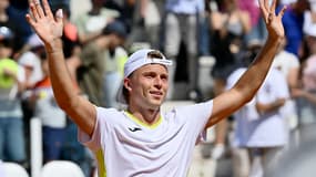 La joie d'Alexandre Müller après sa victoire face à Andrey Rublev à Rome