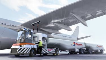 Destiné au site industriel d’Airbus à Toulouse, ce prototype sera capable de tracter deux citernes de 30 tonnes de carburant chacune.