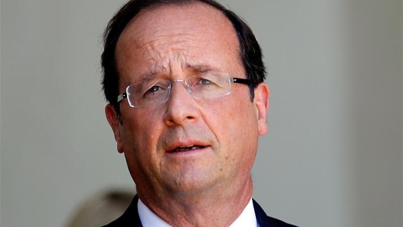 François Hollande sera en vacances à partir de mercredi soir et se rendra dans le Var au Fort de Brégançon, la résidence d'été des présidents de la République. /Photo prise le 26 juillet 2012/REUTERS/Charles Platiau