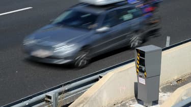3275 radars automatiques sont installés au bord des routes françaises.