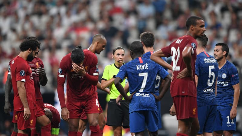 Liverpool a soulevé son premier trophée de la saison jeudi soir.