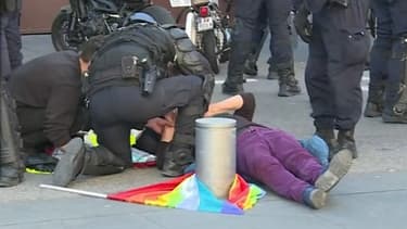 Images de la septuagénaire samedi 23 mars à Nice, après avoir chuté.