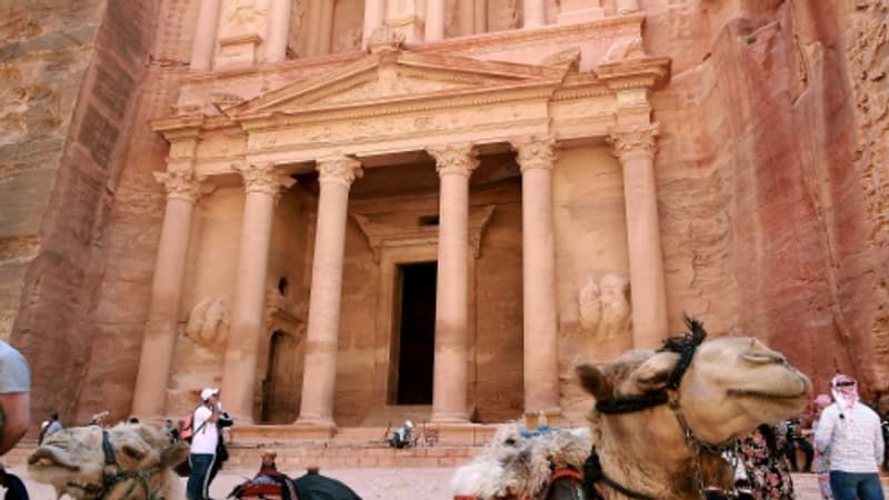 -34% de réservations en Égypte, -50% en Jordanie mais aussi -15% en Thaïlande: les touristes français ont peur et se détournent des destinations du Moyen-Orient et même au-delà