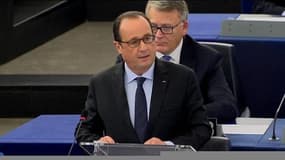 Migrants: Hollande demande de ne pas céder à la "tentation de repli national"