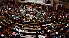 La proposition portée par Guy Bricout et adoptée en commission des Affaires sociales, entend étendre à douze jours la durée du congé accordé en cas de décès d'un enfant, contre cinq actuellement.
