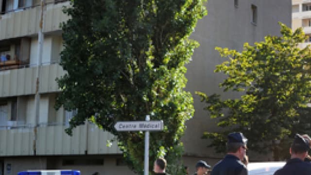 Un homme a été tué par balles sur le parking d'une discothèque ce samedi 3 septembre.