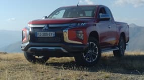 Avec cette nouvelle version de son célèbre LS200, Mitsubishi tente une percée sur le marché français des Pick-Up untilitaires, en pleine recomposition.