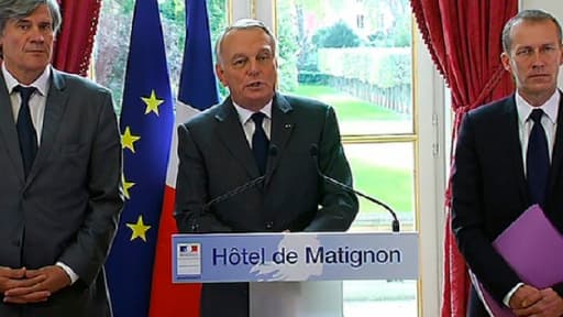 Le premier ministre, Jean-Marc Ayrault, a annoncé des aménagements de la taxe poids lourds.