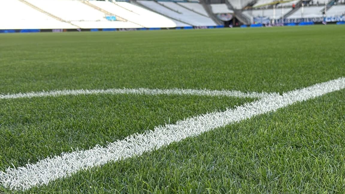 La pelouse du Vélodrome à quelques heures d'OM-PSG, le 22 septembre 2025.