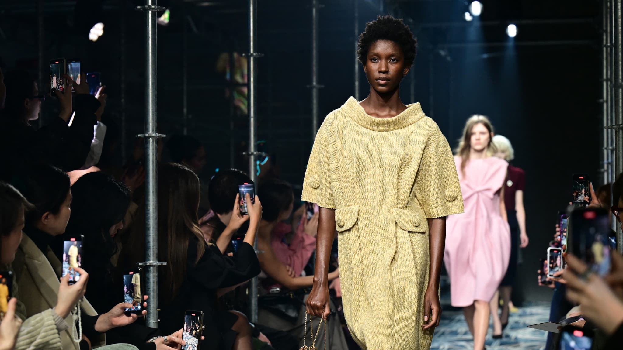 Défilé Prada automne-hiver 2025-2026 Défilé Prada automne-hiver 2025-2026