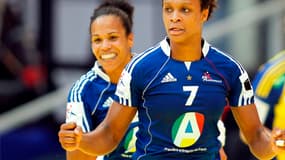 Allison Pineau et Amélie Goudjo