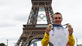 Remco Evenepoele après son deuxième titre olympique à Paris.