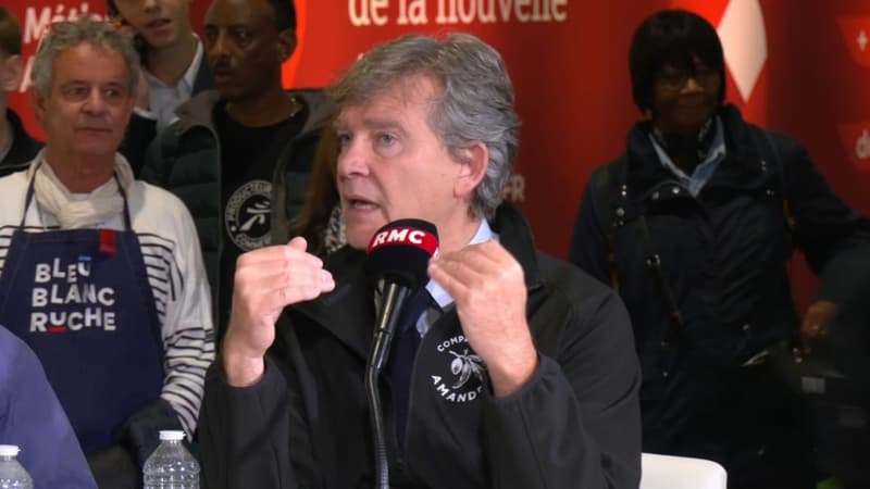"L'Union européenne est trop invasive [...] la Nation appartient à tous les Français", clame Montebourg