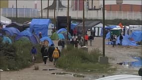 Calais: l'État dépenserait 1,5 millions d'euros pour déplacer des migrants en jet privé