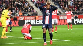Neymar peut se tenir la tête, le PSG l'a un peu perdu à Reims