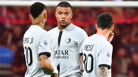 Kylian Mbappé avec Neymar et Lionel Messi lors de Lille-PSG, le 21 août 2022