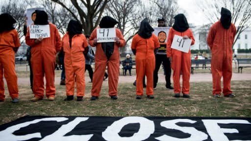 Manifestation contre la prison militaire américaine de Guantanamo, à Cuba, devant la Maison Blanche le 11 janvier 2018
