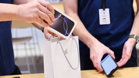 Un iPhone acheté dans un Apple Store.