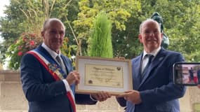Les antennes relais RMC, installées à Roumoules, ont fêté leur 50 ans. Et pour ce bel anniversaire, ce n’est autre que le prince Albert II de Monaco qui a fait le déplacement sur le site, mais également dans la commune ce mercredi 11 septembre. 