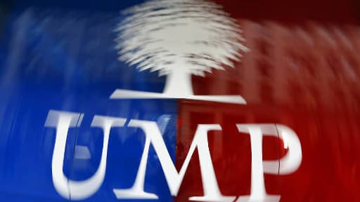 A l'UMP, Juppé semble s'installer en rival de Sarkozy pour incarner l'opposition.