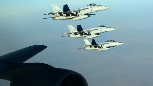Trois F-18E Super Hornet en mission dans le ciel irakien, le 23 septembre 2014.
