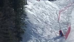 Dans les Alpes, une télécabine tombe sur la piste de ski sans faire de blessés