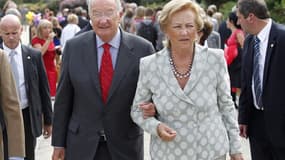 Albert II, le roi des Belges, et son épouse la reine Paola, le 2 septembre 2012 à Bruxelles.