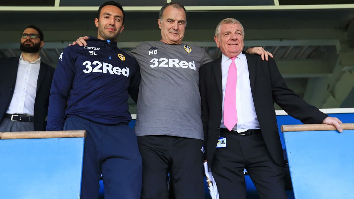 Salim Lamrani et Marcelo Bielsa à leur arrivée à Leeds en juin 2018