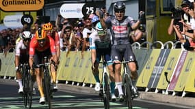 Le Belge Jasper Philipsen s'est imposé à Nîmes sur la 16e étape du Tour de France, le 16 juillet 2024