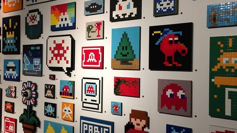 Invader investit les murs du Musée en Herbe