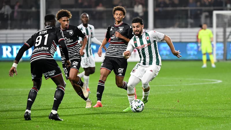 Regarder la vidéo Ligue 2: le but incroyable et à l'aveugle de Ryad Hachem pour le Red Star