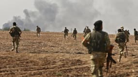 Des combattants syriens pro-turcs, le 11 octobre 2019 - Nazeer Al-khatib / AFP