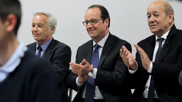 François Rebsamen et Jean-Yves Le Drian ont refusé un poste au sein du gouvernement remanié.