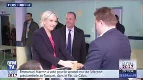 Présidentielle 2017: Marine Le Pen a voté à Hénin-Beaumont