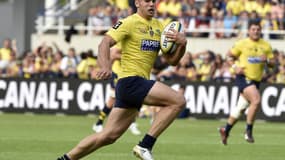 Damian Penaud a filé dans le dos de la défense du RCT au stade Marcel-Michelin.