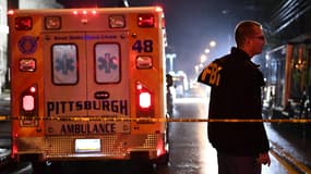 Une ambulance sur les lieux de l'attaque