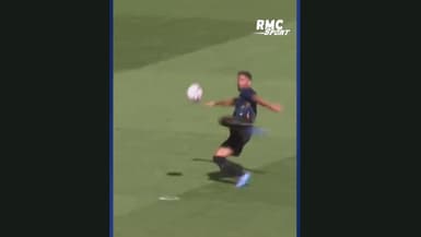 La volée d'Olivier Giroud face à West Ham le 9 août 2025 