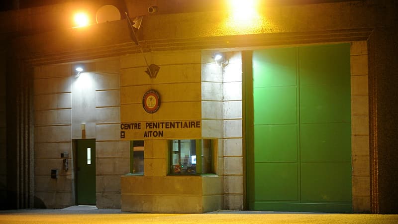 Entrée de la prison d'Aiton. 
