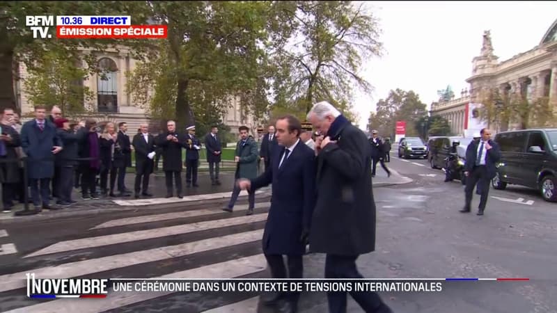 11-Novembre: Michel Barnier arrive sur les Champs-Élysées en présence du ministre des Armées, Sébastien Lecornu