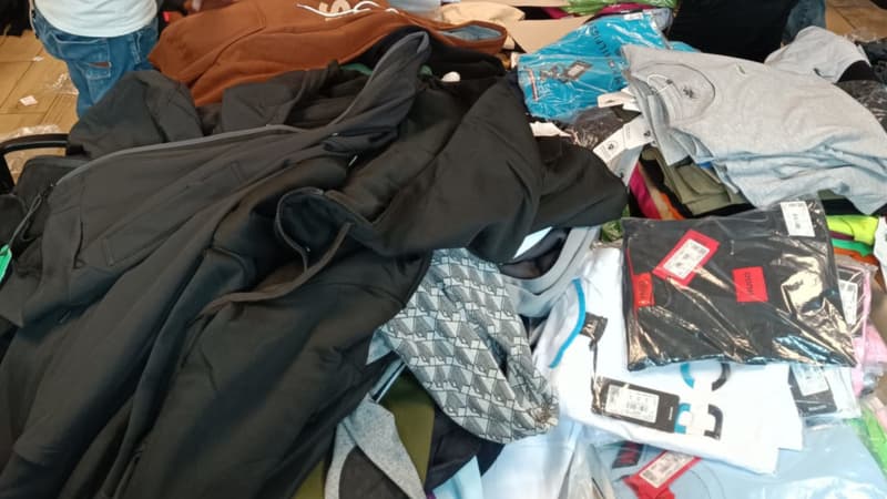 Des vêtements contrefaits saisis à Toulon le 31 mars 2025