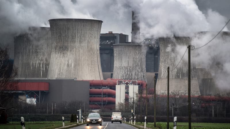 La centrale de lignite de  Niederaussem.