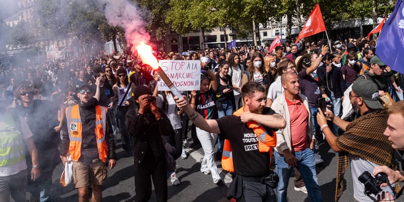 Des manifestants place de la République à Paris le 10 septembre 2025