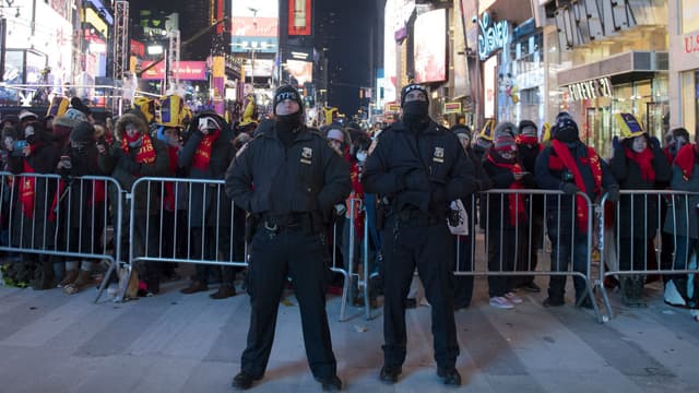 La police sécurise le Nouvel An à Times Square, 31 décembre 2017