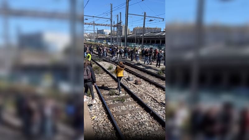 Marseille: des manifestants envahissent les rails de la gare Saint-Charles